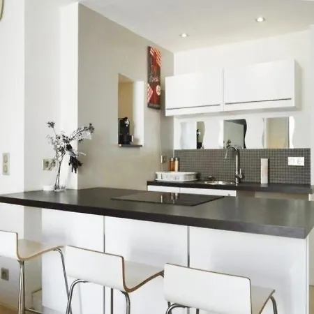 Antibes, 2 Pieces, 4 Personnes - Fr-1-252-120 Апартаменты