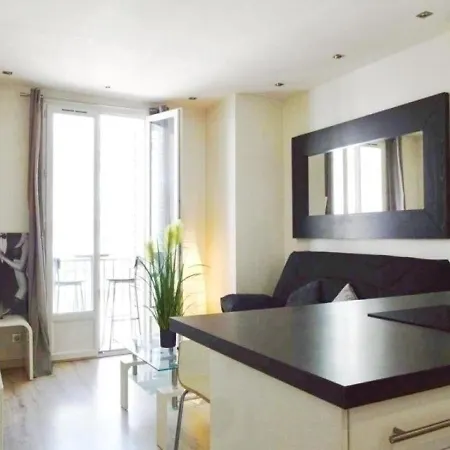 Apartment Antibes, 2 Pieces, 4 Personnes - Fr-1-252-120 *